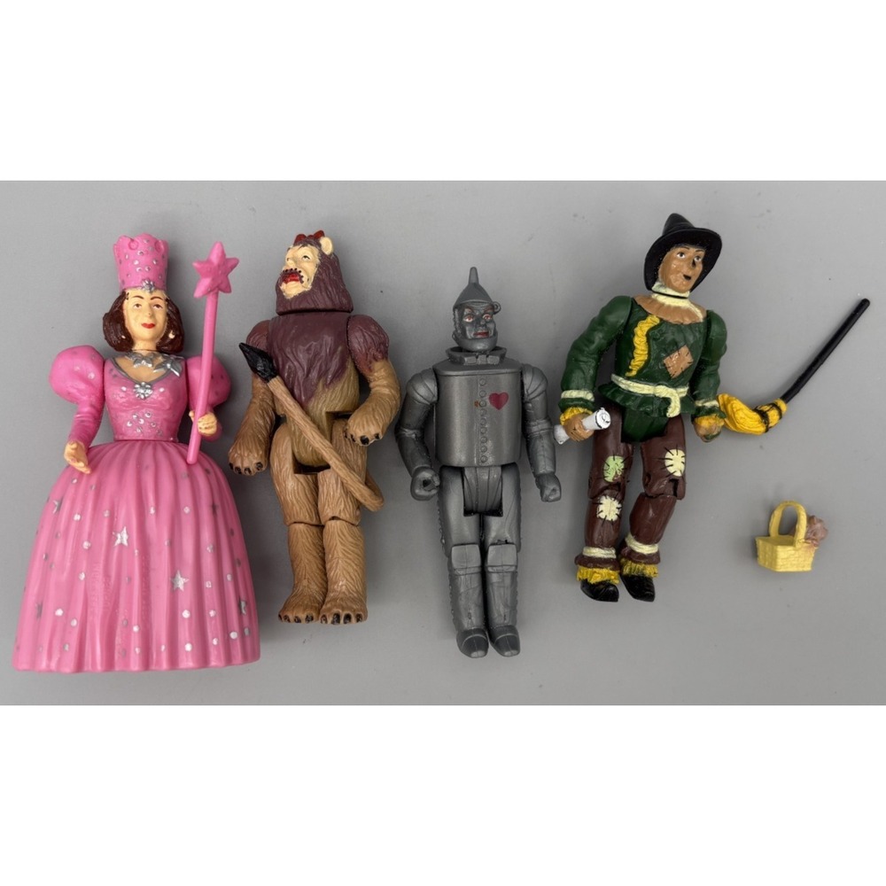 Vintage Wizard of Oz Toy Action Figures Witch, Lion,Tinman, Toto Broom Lot of 6